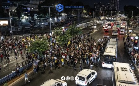 Protesters Demand Hostage Release as Israel Recovers Bodies of Six Captives