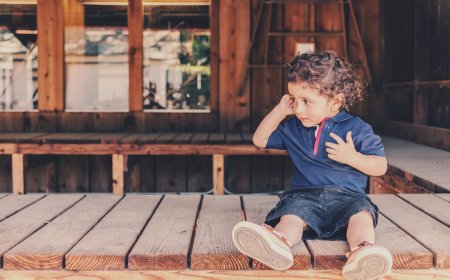 How to Deal with Your Stubborn Child Wisely