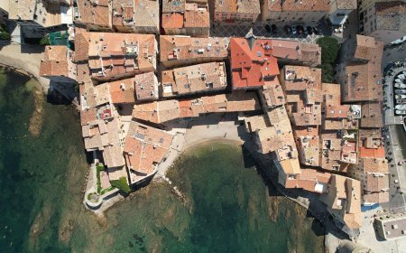 The Science Behind Weather Phenomena : An In-Depth Exploration