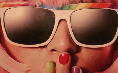 The History of Fashion : Fascinating Facts Through the Ages