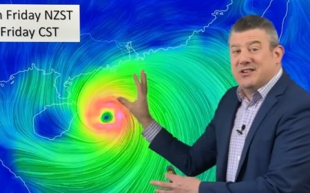 Typhoon Yagi Hits China with Winds of 240 km/h