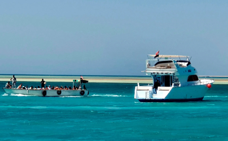 Tragedy Strikes in the Red Sea: Tourist Boat Sinks Off Egyptian Coast