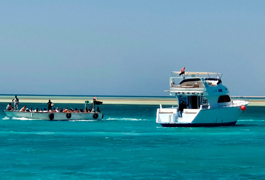 Tragedy Strikes in the Red Sea: Tourist Boat Sinks Off Egyptian Coast