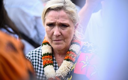 Marine Le Pen Discovers Father's Death During Nairobi Layover